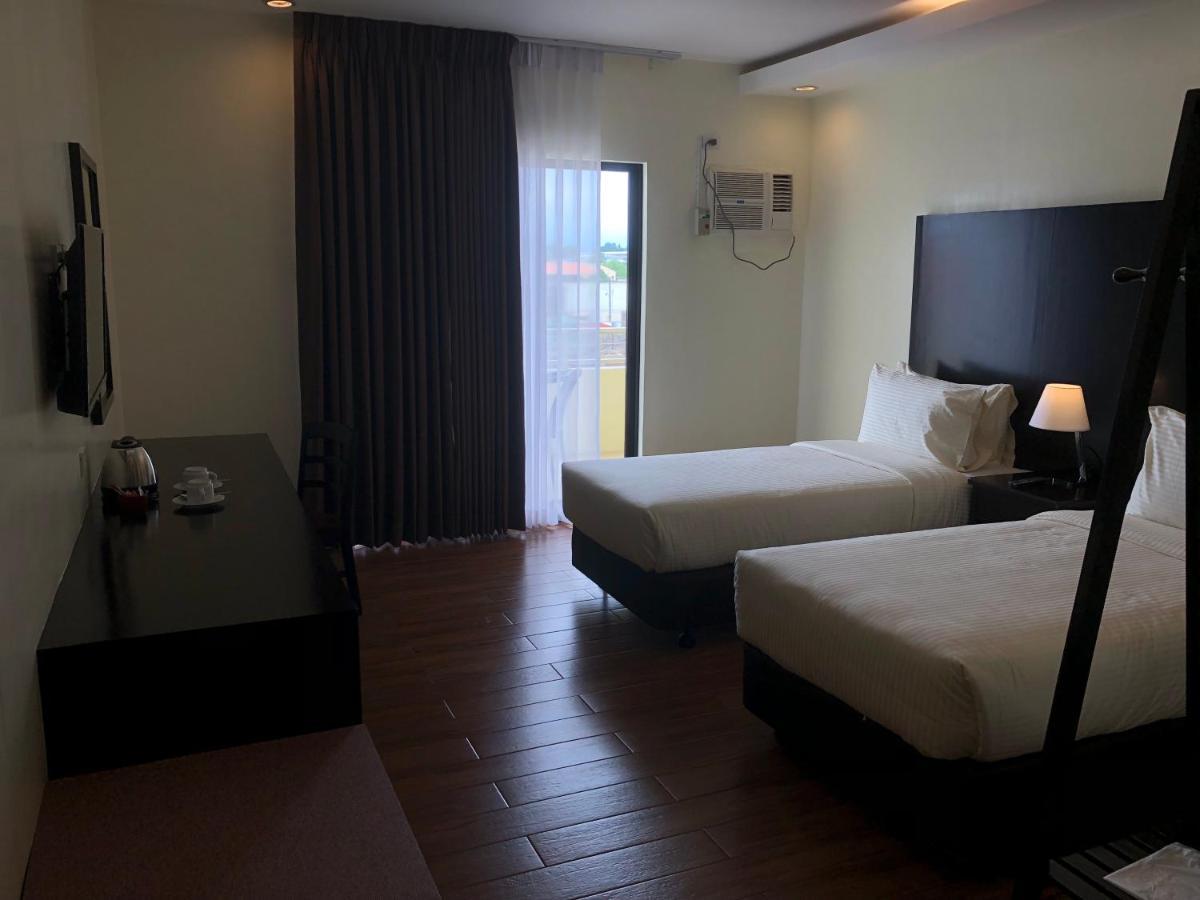 Pina Suites Ормок Экстерьер фото