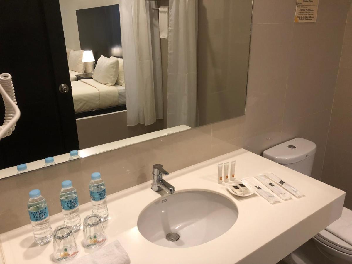 Pina Suites Ормок Экстерьер фото